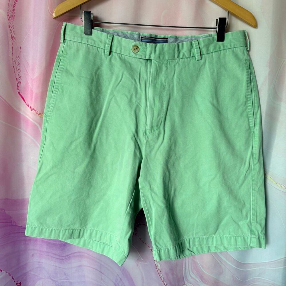 Peter Millar 32 Pastel Green Flat Front Shorts Luxury Preppy Sporty Old Money